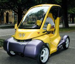Electric minivehicle for elderly debuts